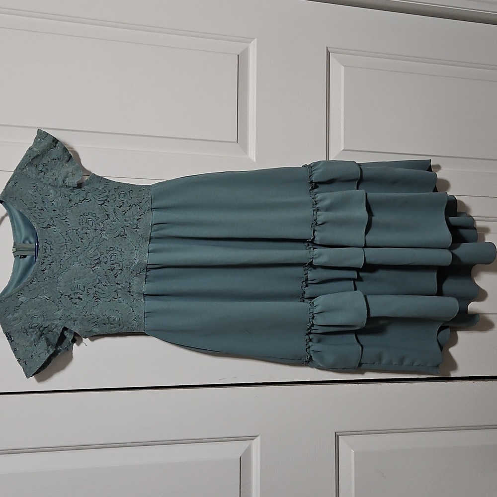 XL girls dress
